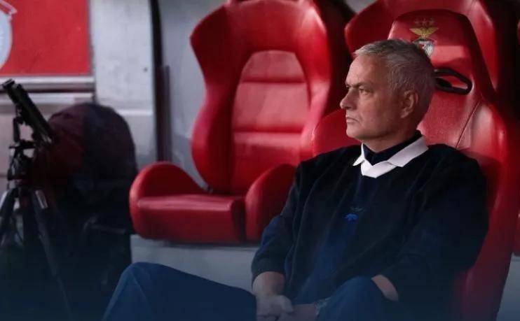 6-0绝杀！62岁穆帅低头离场，欧冠36强诞生！